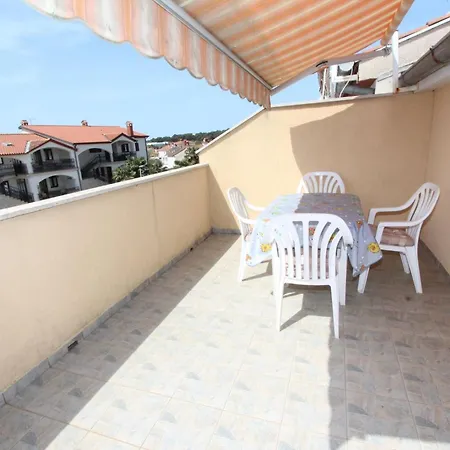 Ap Lora 4 By Interhome * Rovinj