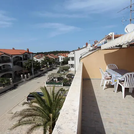 Apartman Ap Lora 4 By Interhome