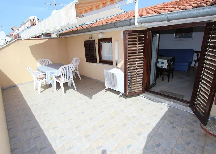 Ap Lora 4 By Interhome Rovigno